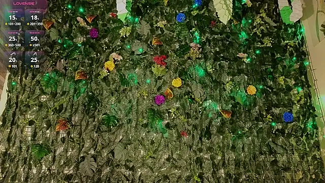 Snapshot of Hairyandsexysalma chatting on 03.20.25 Hairyandsexysalma online show from 03.20.25