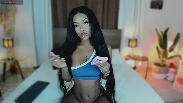 Isaa Coleman  online show from 04.17.26