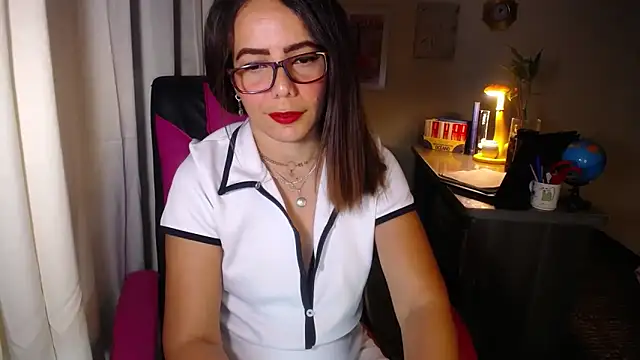 Snapshot of danielle_rose_1 chatting on 03.27.26 danielle rose 1 online show from 03.27.26