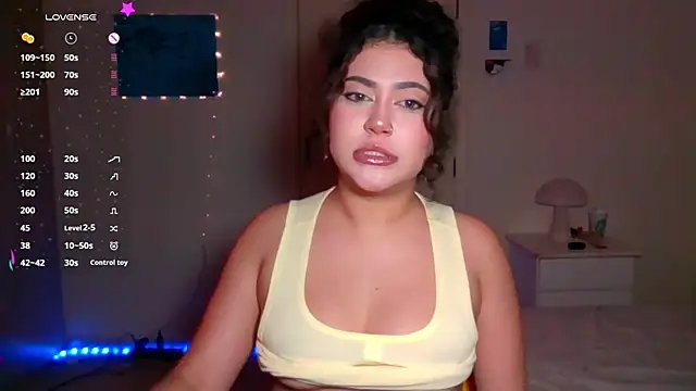 ann4montez  online show from 09.18.25