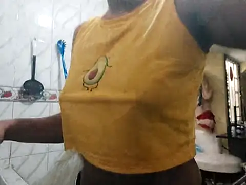 SweetAlmaa online show from 11.25.25