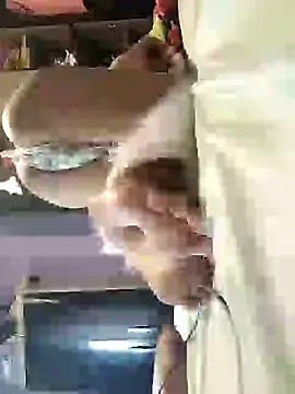 Snapshot of lorraine_alves_ferreira chatting on 01.19.25 lorraine alves ferreira online show from 01.19.25