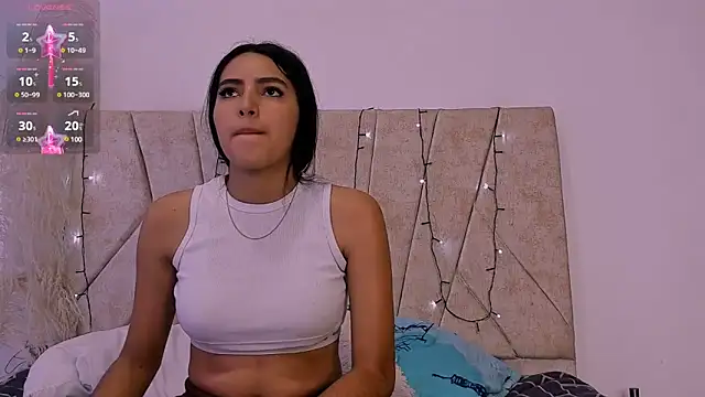 Snapshot of Kaela18 chatting on 12.26.24 Kaela18 online show from 12.26.24