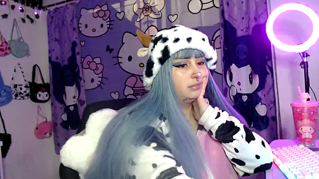 lussyevans24 online show from 10.16.25