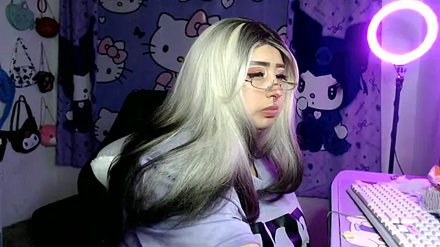 lussyevans24 online show from 03.16.26