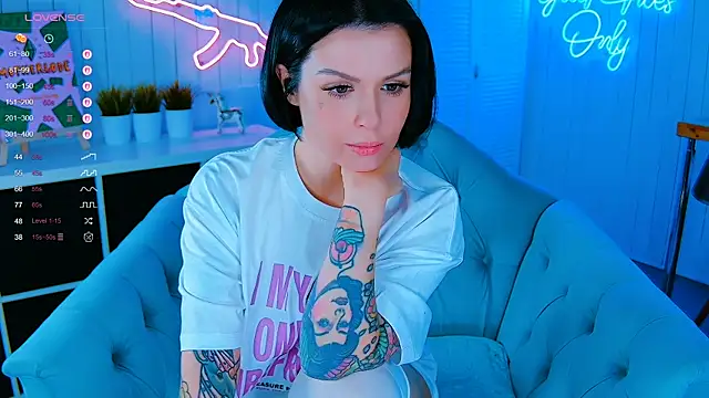 My toys pink online show from 11.21.25