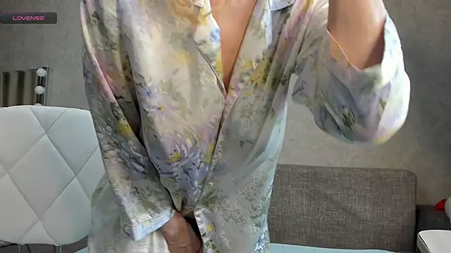 angelica marquise online show from 11.24.25