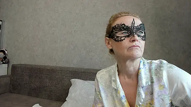 angelica marquise online show from 12.15.25