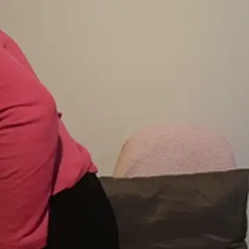 Snapshot of Viola8p chatting on 10.29.25 Viola8p online show from 10.29.25