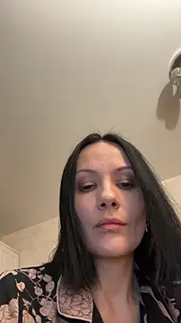 Devil Goddess online show from 11.29.25