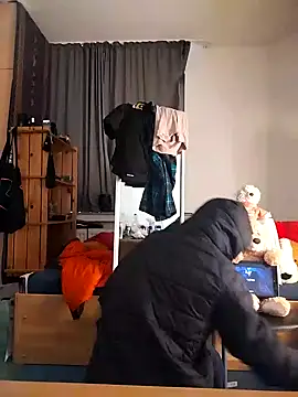 Dennis 2024 online show from 01.13.25