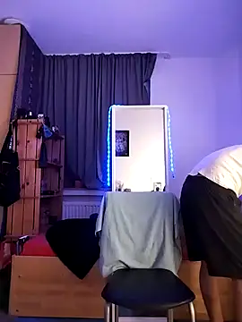 Dennis 2024 online show from 01.21.25