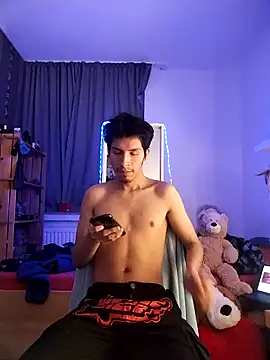 Dennis 2024 online show from 01.26.25