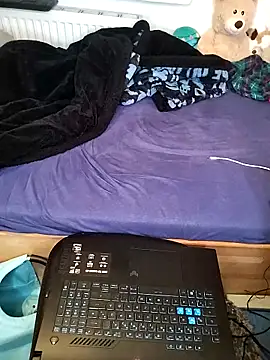 Dennis 2024 online show from 09.12.25