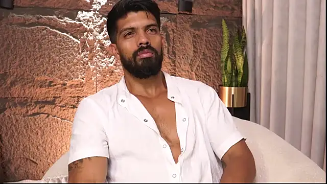 DannSaenz online show from 04.16.26