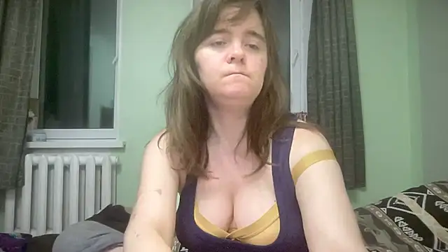 Diamond Tyler online show from 04.12.26