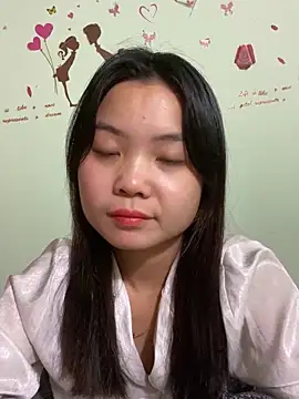 Maeve2k5 online show from 12.27.24