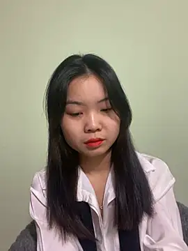 Maeve2k5 online show from 01.08.25