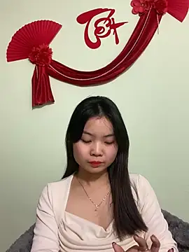 Maeve2k5 online show from 01.14.25