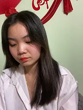 Maeve2k5 online show from 01.25.25