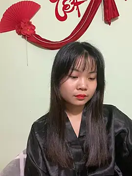 Maeve2k5 online show from 03.04.25