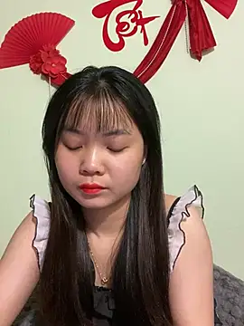 Maeve2k5 online show from 03.08.25