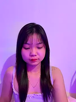 Maeve2k5 online show from 09.08.25