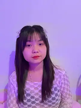 Maeve2k5 online show from 09.12.25