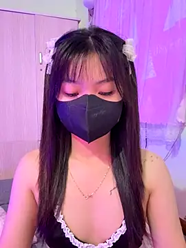 Maeve2k5 online show from 10.05.25