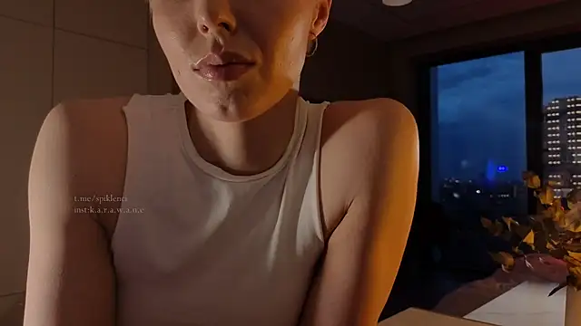 Snapshot of spiklencii chatting on 05.17.26 spiklencii online show from 05.17.26