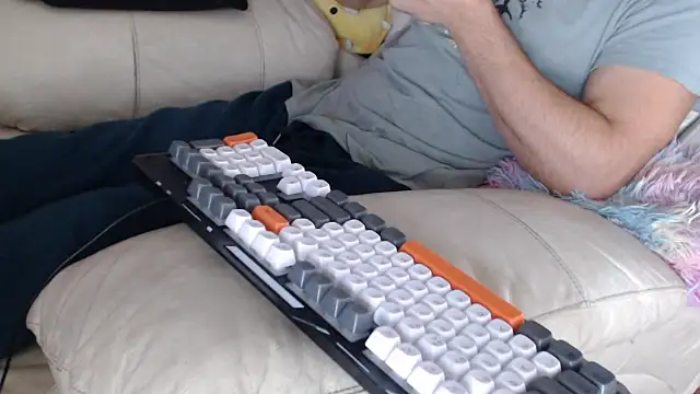 MrStraightDik online show from 11.05.25