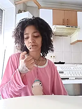 Snapshot of Laanegraofficial_ chatting on 03.16.25 Laanegraofficial online show from 03.16.25