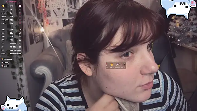 Snapshot of Diasporaaa chatting on 12.02.24 Diasporaaa online show from 12.02.24