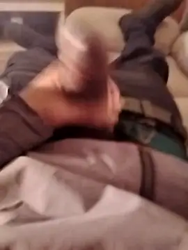 Snapshot of zerodaddydom chatting on 11.19.25 zerodaddydom online show from 11.19.25