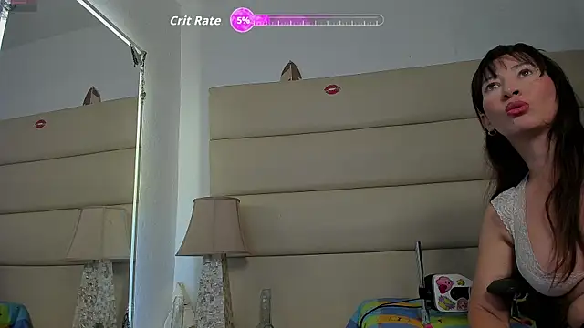 Snapshot of avatomas_02 chatting on 11.13.25 avatomas 02 online show from 11.13.25