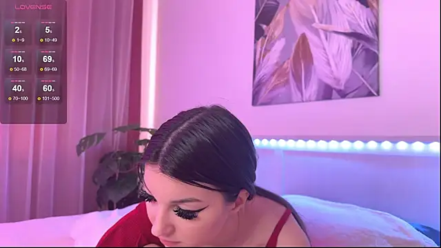 Veronica leal online show from 10.21.25