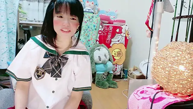 renapiyon8182 online show from 02.28.25