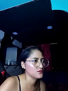 AdelinaMiran90 online show from 10.23.25