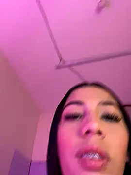 Lina10 online show from 10.28.25