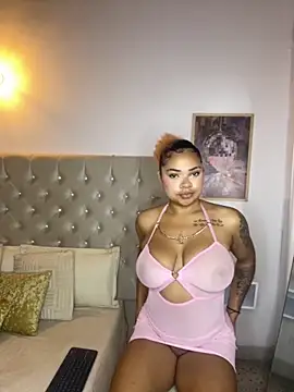 Eloisa cleavage  online show from 11.28.25