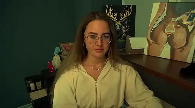 Snapshot of luxie_milady chatting on 01.07.25 luxie milady online show from 01.07.25