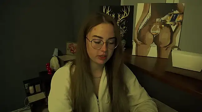 Snapshot of luxie_milady chatting on 02.03.25 luxie milady online show from 02.03.25