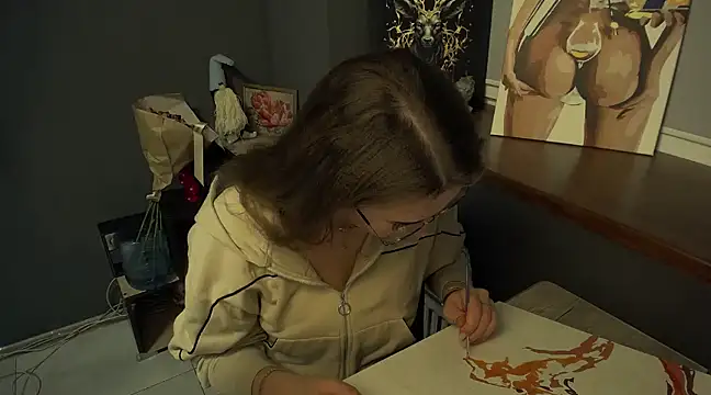 Snapshot of luxie_milady chatting on 02.13.25 luxie milady online show from 02.13.25