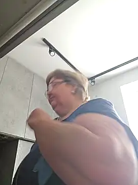 Snapshot of Awn290668 chatting on 03.16.25 Awn290668 online show from 03.16.25