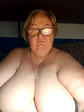 Snapshot of Awn290668 chatting on 09.08.25 Awn290668 online show from 09.08.25