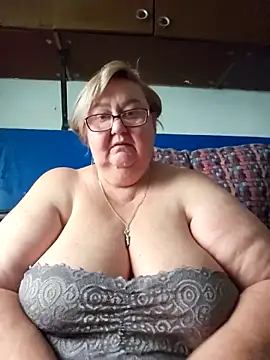 Snapshot of Awn290668 chatting on 09.16.25 Awn290668 online show from 09.16.25