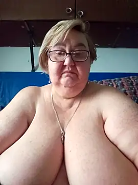 Snapshot of Awn290668 chatting on 09.20.25 Awn290668 online show from 09.20.25