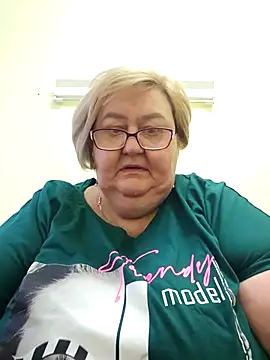 Snapshot of Awn290668 chatting on 10.08.25 Awn290668 online show from 10.08.25