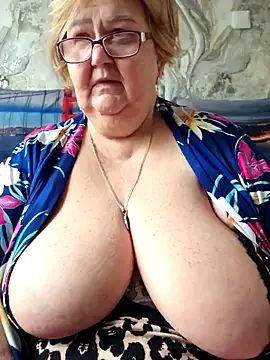 Snapshot of Awn290668 chatting on 11.16.25 Awn290668 online show from 11.16.25