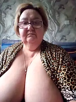 Snapshot of Awn290668 chatting on 11.28.25 Awn290668 online show from 11.28.25